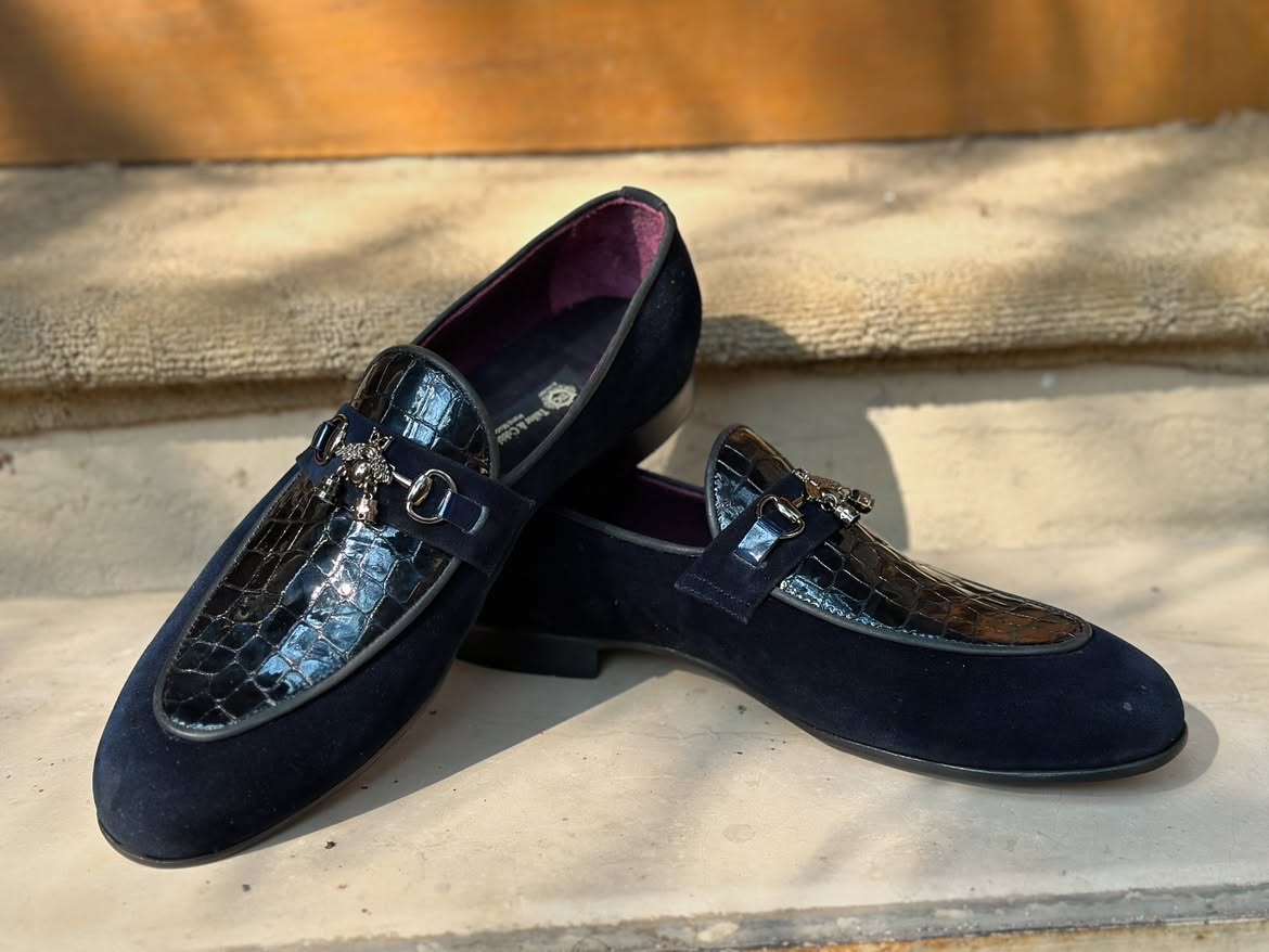Velvet Noir - Image 5